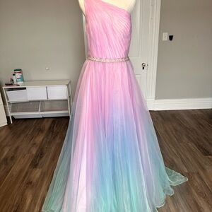 NWT Sherri Hill One-of-kind Ombre Chiffon Gown